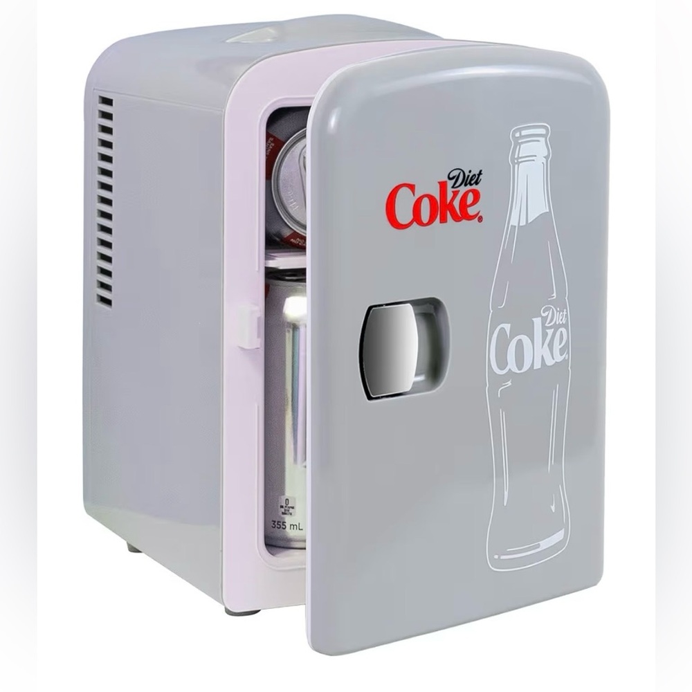 Koolatron Diet Coke Mini Fridge - Picture 3 of 12